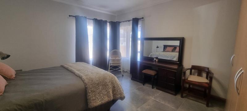 6 Bedroom Property for Sale in Outeniqua Strand Western Cape